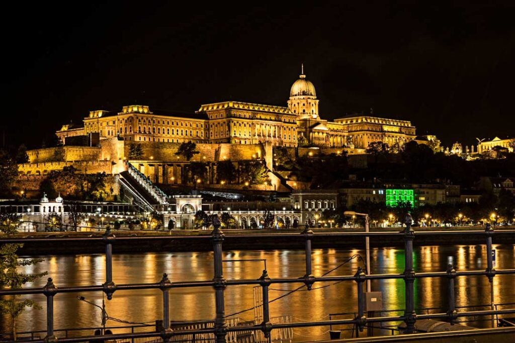 What is there to do in Budapest at night?